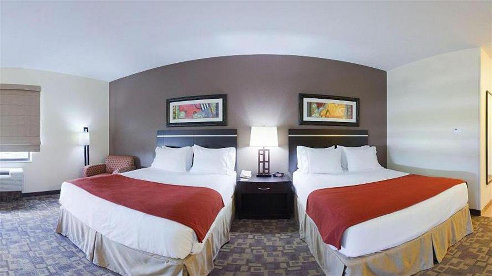 Holiday Inn Express Hotel And Suites Lincoln Airport By Ihg Exteriör bild